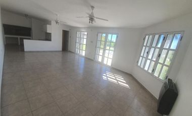 VENDO O PERMUTO ESPECTACULAR INMUEBLE. PILETA, QUINCHO, PARQUE