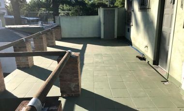 CASA DE 5 AMBIENTES EN SAN MIGUEL.