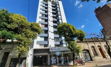 Vendo Dto 1 dormitorio con cochera y patio
