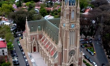 Moreno 837 - Inmenso 2 Ambientes - San Isidro