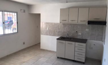 DOS AMBIENTES EN ALQUILER (SIN COCHERA) PLANTA BAJA COMPLEJO CALLE ALEM 4338 JOSE C PAZ