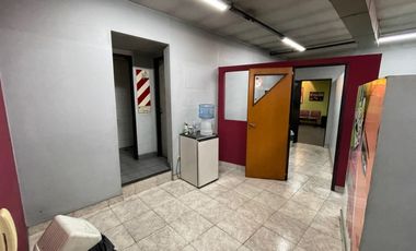 En venta | Fabrica / Edificio / fabrica con oficinas | MorÃ³n