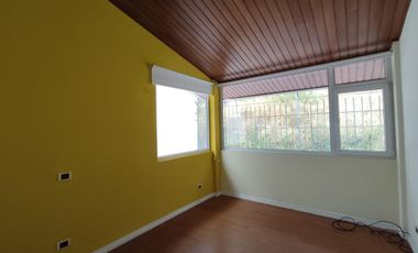 Departamento en venta, 2do piso en Urb. Gabriela Marina – Sector Ana Luisa, comodidad y seguridad AH