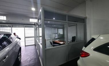 En venta local comercial zona Ramirez Sur !