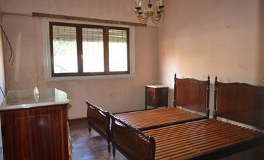 VENTA/PERMUTA CHALET BALCARCE