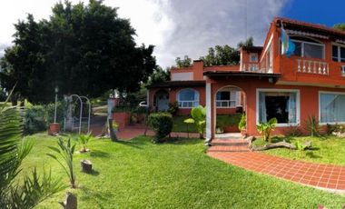 VENDO CASA EN BARRIO CERRADO CLUB DE CAMPO LAS COLINAS