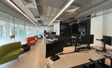 Oficina en Arriendo en Av. Las Condes / Las Tranqueras