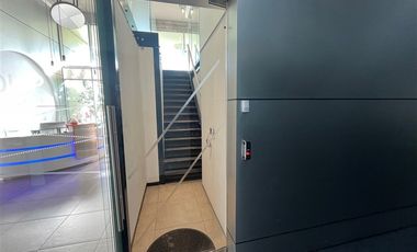 Oficina en Arriendo en Av. Las Condes / Las Tranqueras