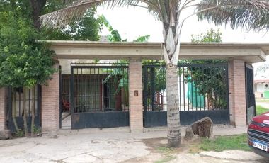 EXCELENTE CASA DE CATEGORÃA VENDO EN  BÂ° C. SATELITE - MORENO IMPERDIBLE (AUT.336)