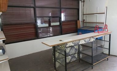 EXCELENTE CASA DE CATEGORÃA VENDO EN  BÂ° C. SATELITE - MORENO IMPERDIBLE (AUT.336)