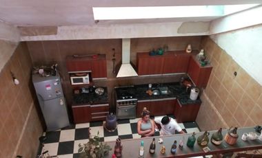 EXCELENTE CASA DE CATEGORÃA VENDO EN  BÂ° C. SATELITE - MORENO IMPERDIBLE (AUT.336)