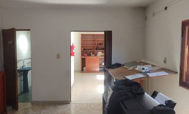 VENTA EXCLUSIVA OFICINAS + GALPON SOBRE AV ZANNI