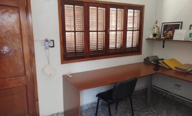VENTA EXCLUSIVA OFICINAS + GALPON SOBRE AV ZANNI