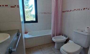 VENDEMOS DPTO 3 AMBIENTES EN COMPLEJO DOCK PLAYA - VILLA GESELL