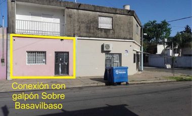 Galpon mas local salida a 2 calles