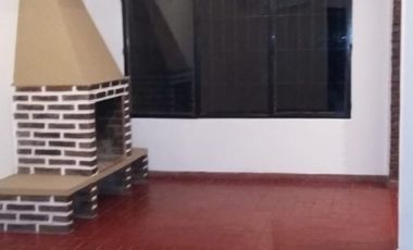 VENTA - CASA 2 HABITACIONES - TEXIER Y BASABILVASO