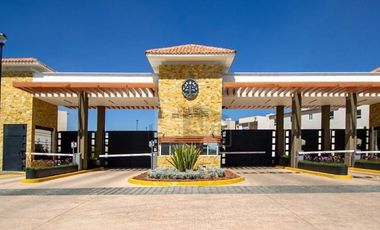 Casa en renta en Villas San Fernando, Calimaya.