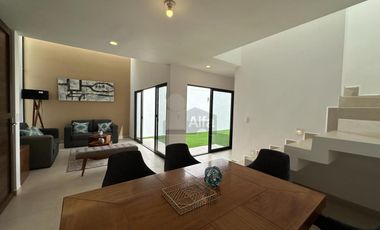 CASA EN PRIVADA CON ALBERCA en zona Walmart Muñoz – San Luis Potosí