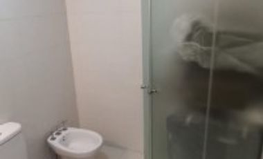 CASA MINIMALISTA. GONZALEZ CHAVES AL 2500
