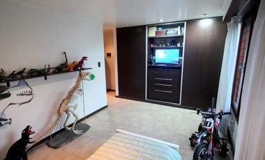 CASA MINIMALISTA. GONZALEZ CHAVES AL 2500