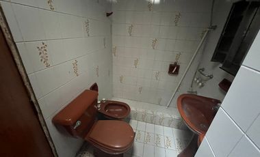 CHALET 4 AMBIENTES SAN JERONIMO