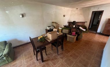 CHALET 4 AMBIENTES SAN JERONIMO