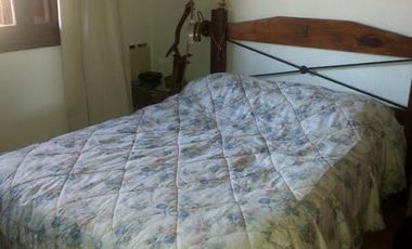 CHALET 5 AMBIENTES EN LOTE PROPIO. PARQUE LURO
