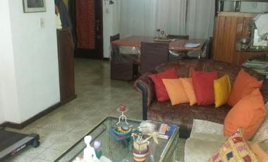 CHALET 5 AMBIENTES EN LOTE PROPIO. PARQUE LURO