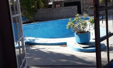 VENDO CASA QUINTA