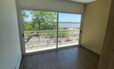 SE VENDE CASA A ESTRENAR PUERTO URQUIZA