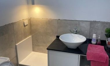 SE VENDE CASA A ESTRENAR PUERTO URQUIZA