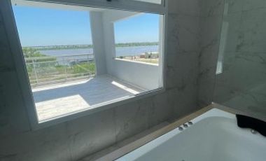 SE VENDE CASA A ESTRENAR PUERTO URQUIZA