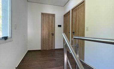 SE VENDE CASA A ESTRENAR PUERTO URQUIZA