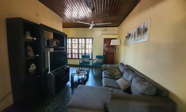 Importante propiedad en venta sobre Av Uruguay en Posadas