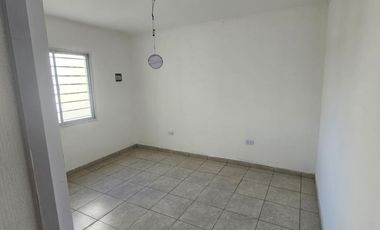 Se vende casa a estrenar zona Churrarin y Circunvalacion