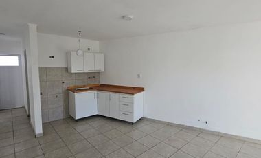 Se vende casa a estrenar zona Churrarin y Circunvalacion