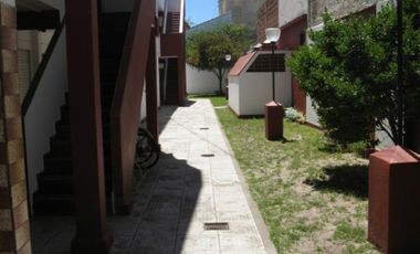 Depto 2 Amb 7 PB c/ patio complejo Adrotur II
