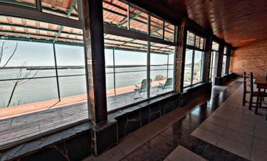 EN VENTA- ESPECTACULAR CASA CON VISTA AL RIO SOBRE ALVEAR