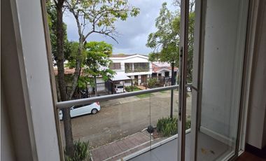 Alquiler de apartamento amoblado norte de Cali ~ la flora