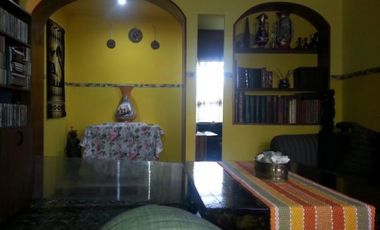 Casa 4 Ambientes con Doble Cochera Cubierta