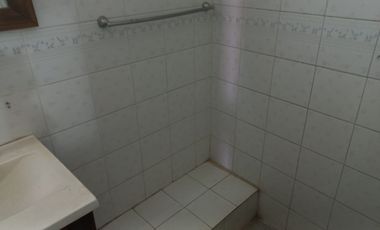 (AUT 358) BARRIO SAN JOSE, MORENO. EXCELENTE VIVIENDA CON TERRENO Y ESCRITURA (TODOS LOS SERVICIOS)