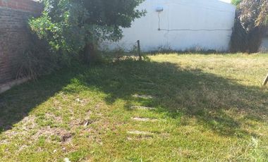 (AUT 358) BARRIO SAN JOSE, MORENO. EXCELENTE VIVIENDA CON TERRENO Y ESCRITURA (TODOS LOS SERVICIOS)