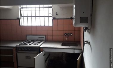 Casa a reciclar en venta