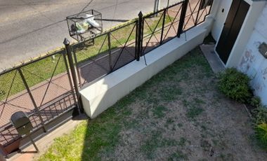 VENTA- Departamento a metros de Lomitas