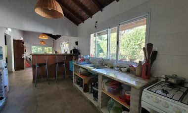 Casa a la venta en Country Las Lajas!