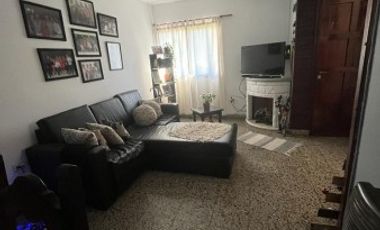SE VENDE DUPLEX ZONA PARQUE URQUIZA CON COCHERA