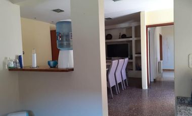 EN VENTA-DESTACADA PROPIEDAD SOBRE CALLE SOLER