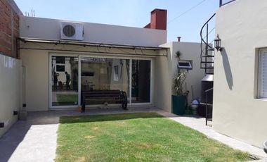 EN VENTA-DESTACADA PROPIEDAD SOBRE CALLE SOLER