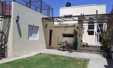 EN VENTA-DESTACADA PROPIEDAD SOBRE CALLE SOLER