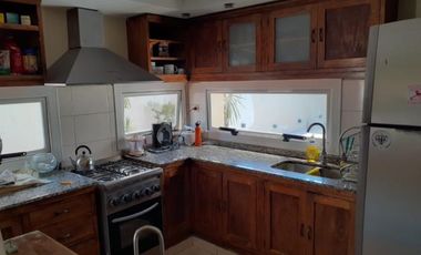 EN VENTA-DESTACADA PROPIEDAD SOBRE CALLE SOLER